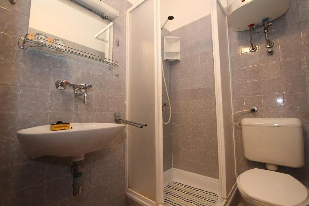 Apartments Anita Pomer Guest house
