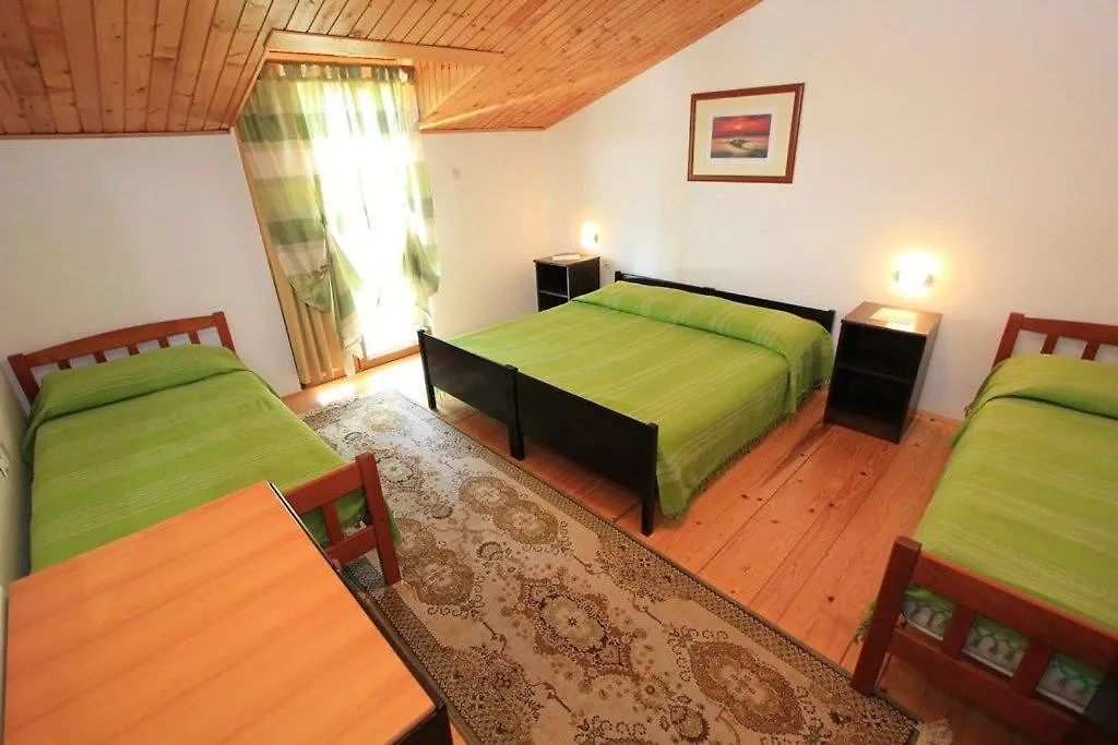 Guest house Apartments Anita Pomer