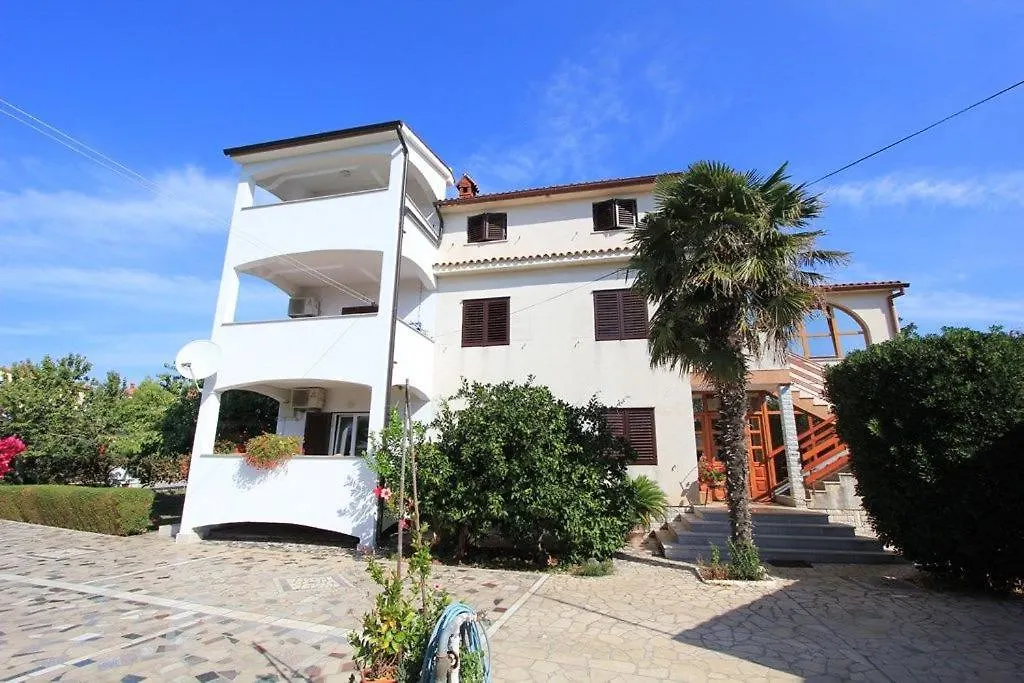 Apartments Anita Pomer Croatia