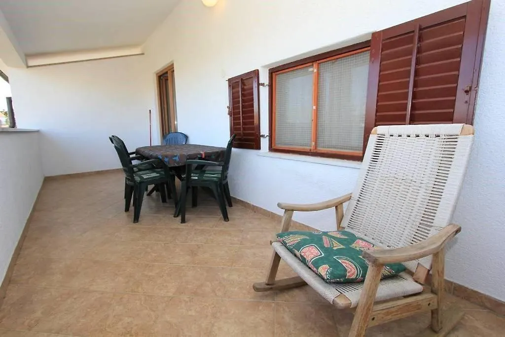Guest house Apartments Anita Pomer