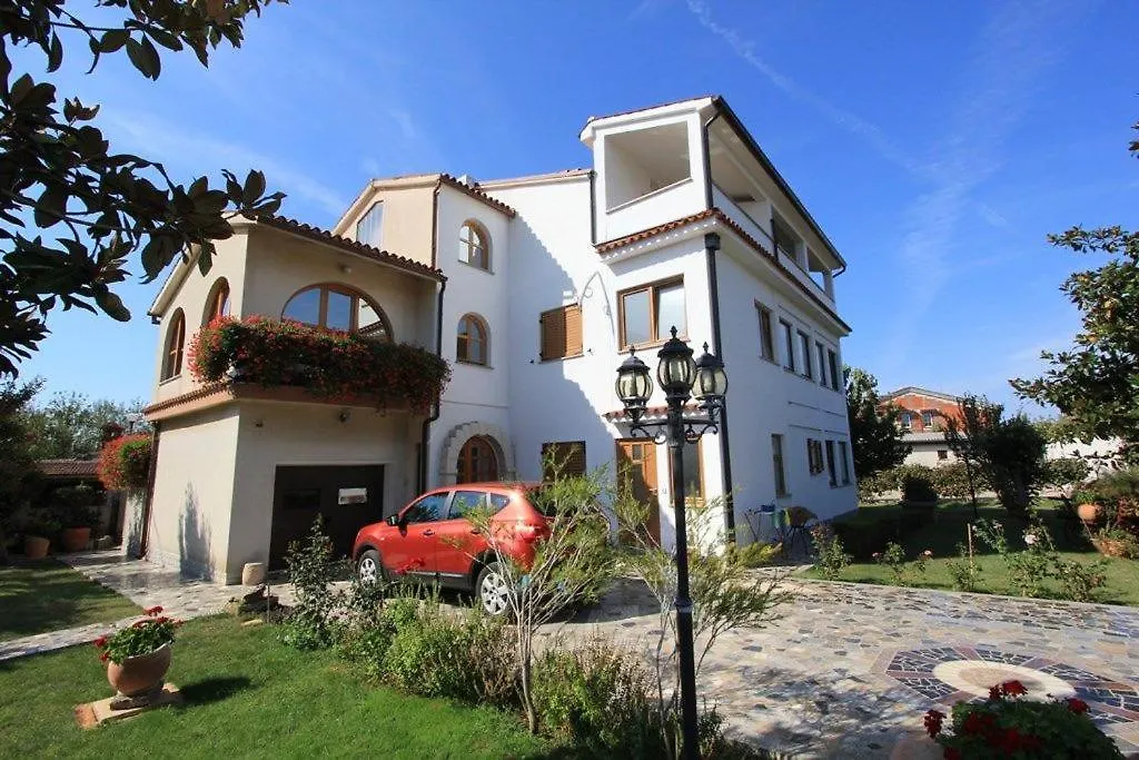Apartments Anita Pomer